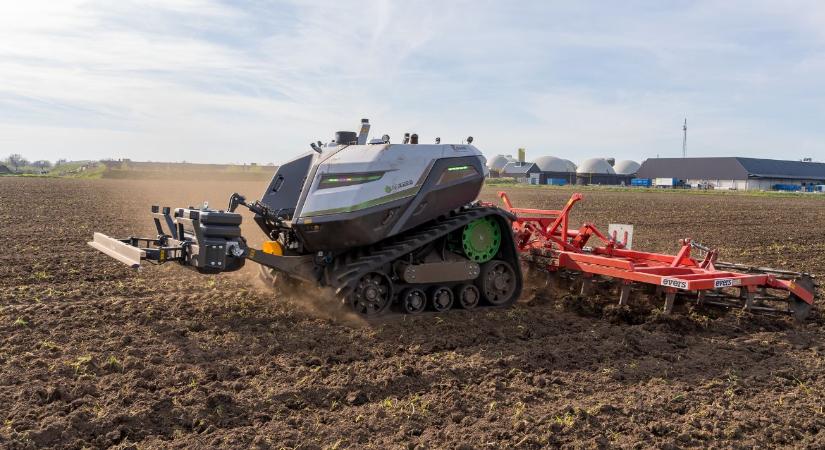 Mérföldkő a mezőgazdaságban: Autonóm AgBot állt szolgálatba a Princepeel birtokon