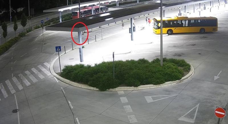 Rabolt és verekedett a részeg fiatal