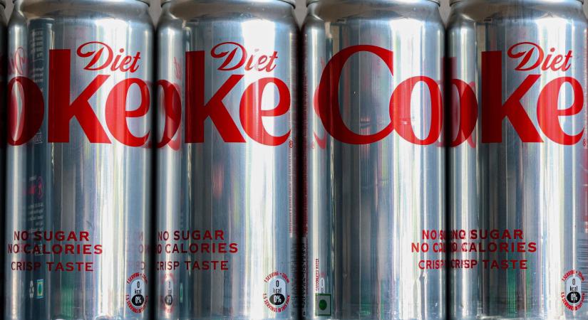 Súlyos hiány fenyegeti sokak kedvenc italát: ennek is betett az iráni háború