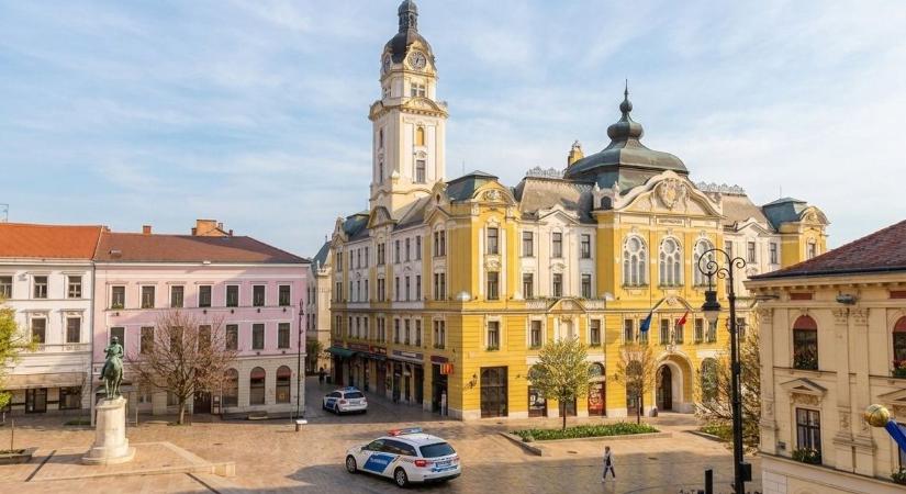 Emberölés: egy montenegrói férfi után zajlik a hajtóvadászat, egy pécsi étteremben lövöldözött