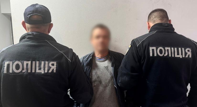 Fejszével fenyegette a rendőröket egy férfi Rahón