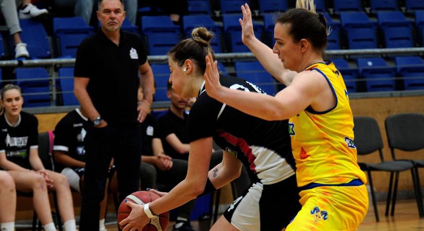 Vaktölténnyel lövöldöztek szelíd nyúlra a kosarasok