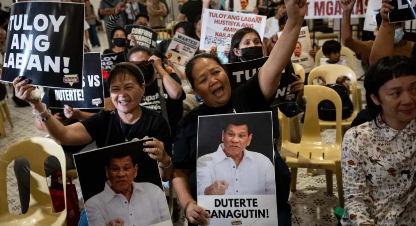 Emberiesség elleni bűnök miatt állítják bíróság elé Fülöp-szigetek volt elnökét