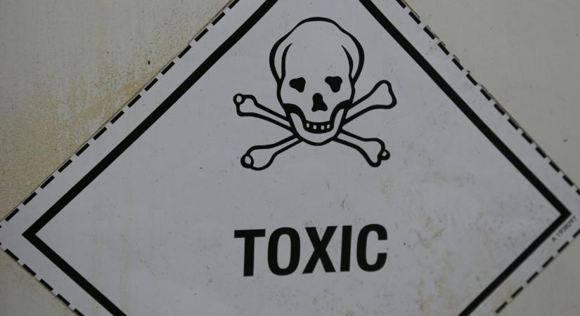 Életveszélyes vegyszerek terjednek a magyar online piactereken!