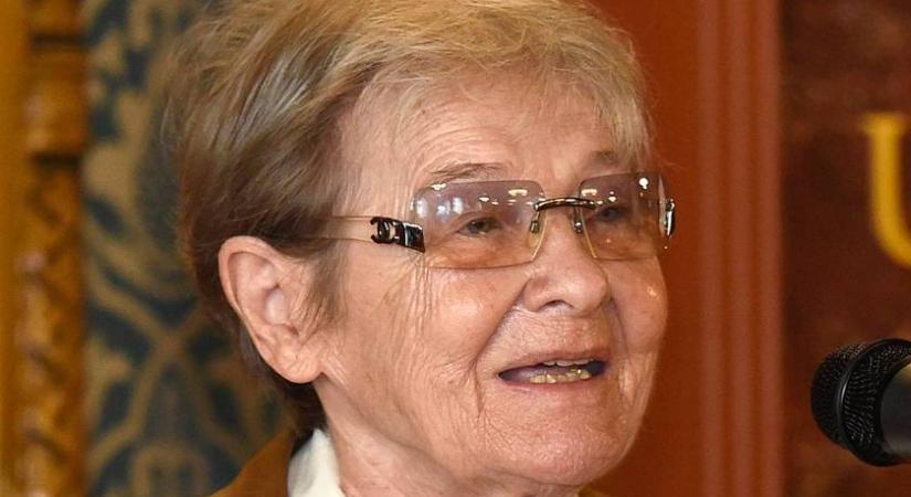 Ő Törőcsik Mari örökbe fogadott fia: Son még mindig gyászolja a színésznőt