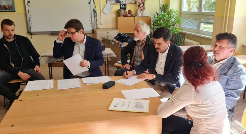 Füleken megkezdődött a legnagyobb alapiskola felújításának második szakasza