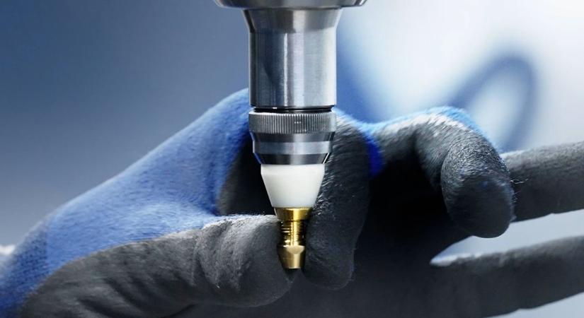 Járműipar: A TRUMPF lézertechnológiája csökkenti a gyártási költségeket a melegalakítás során