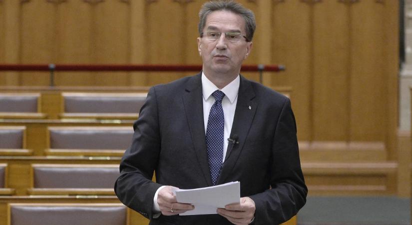 Új ügyben került elő Völner Pál neve