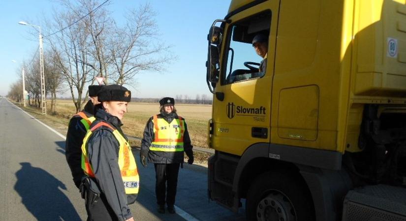 Tucatnyi kamionos bánta, hogy rendőrrel találkozott Somogyban