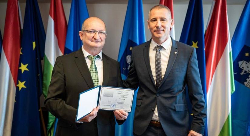 Átvette megbízólevét Rápli Róbert