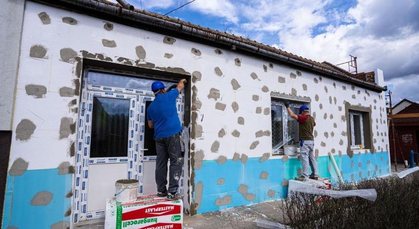 Csordultig telt már a hajdú-bihari iskola diákokkal, eljött az idő a bővítésre!