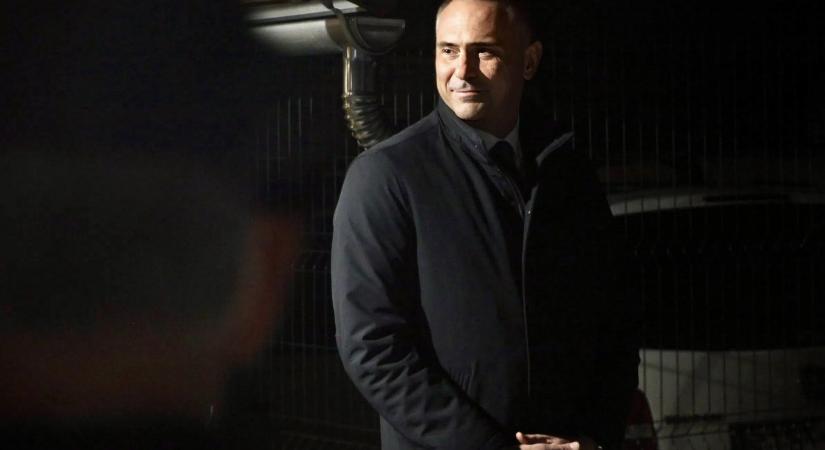 Újabb polgármestert veszít a DK: az Újpestet vezető Trippon Norbert függetlenként folytatja