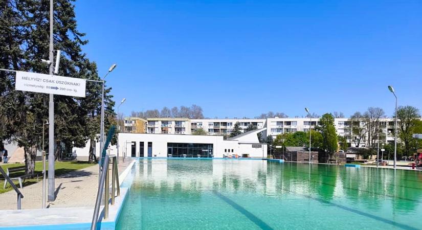 Teljes leállás jön a fürdőben: ezért nem látogatható napokig a csongrádi uszoda