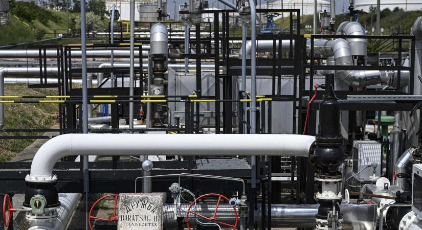 Megérkezett az első kőolajszállítmány a Barátság-vezetéken