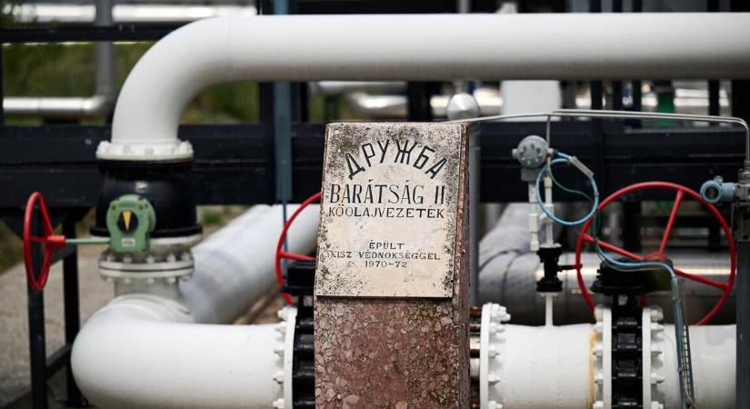 Alig indult újra a szállítás, sajtóhírek szerint Ukrajna máris drónokkal támadta a Barátság kőolajvezetéket