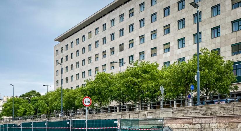 Magyar Péter bejelentést tett az ügynökaktákkal és a képviselői irodákkal kapcsolatban