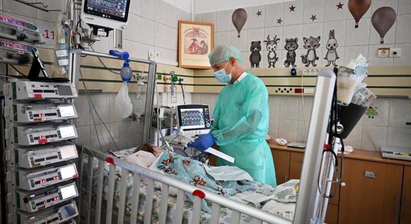 Válaszolt az életmentő kezelésekről döntő alapítvány: felhalmozódtak a kérelmek, de nincsenek nagy csúszások