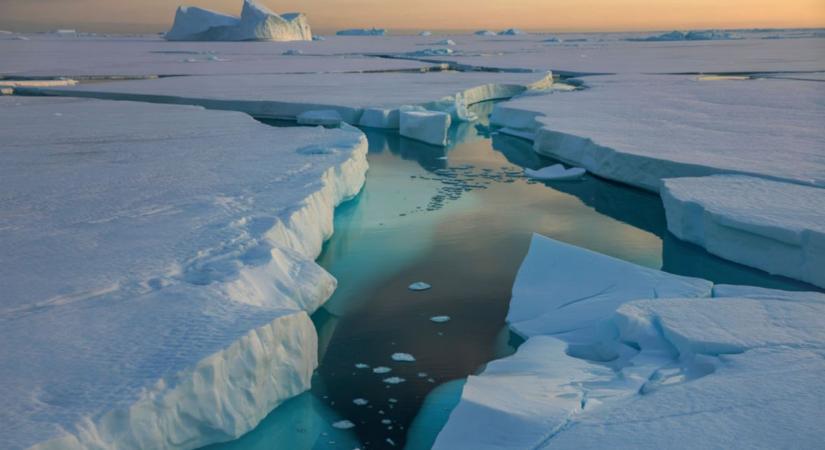 Figyelmeztetnek a tudósok: egyre kevésebb jég képződi az északi sarkkörön