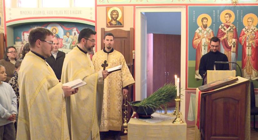 Szent György-napi búzaszentelés Debrecenben: termésért és lelki megújulásért imádkoztak