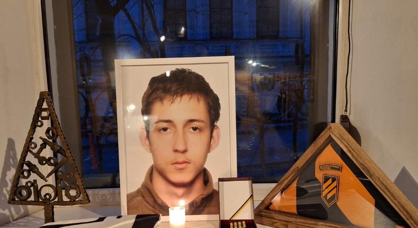 Katonatársát akarta megmenteni az orosz-ukrán fronton elesett magyar fiatal: édesapja mozgalmat indít emlékére
