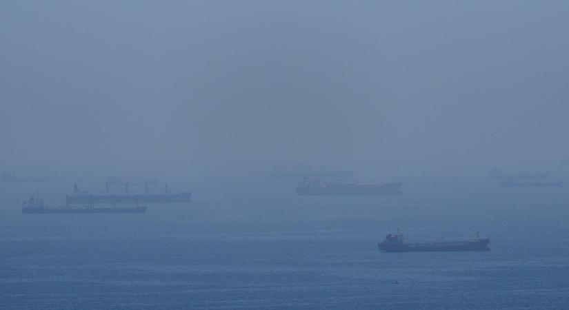 Hiába fenyegeti Donald Trump Iránt, a modern kori útonállással a legnagyobb kriptoüzletre készül az állam