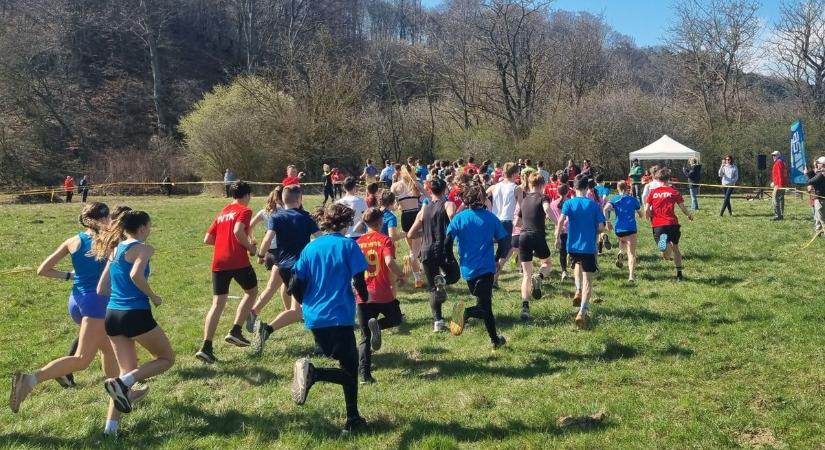 Futásba jött a közösség