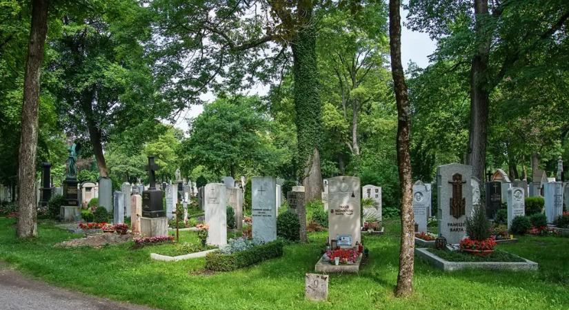 Sírgyalázás: aranyfogtolvajok csaptak le a temetőre