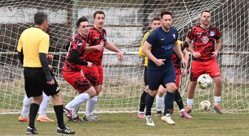 Heves vármegyei I. osztály: 11 csapat kapott amatőr licencet, köztük három II. osztályú