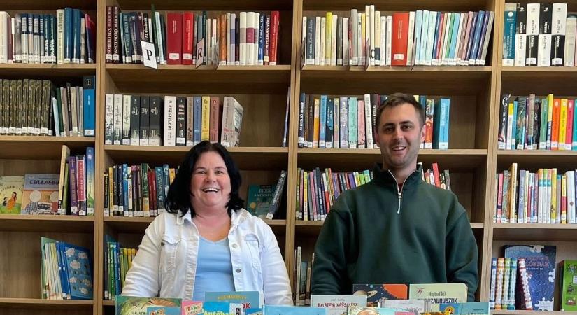 Ma tartják a könyv és a szerzői jog világnapját - a petőházi könyvtárat kérdeztük könyvtári szokásainkról