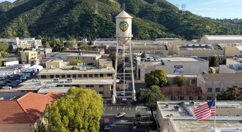 A részvényesek jóváhagyták a 111 milliárd dolláros Warner-Paramount fúziót