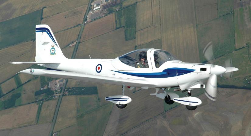 Altesti humor miatt vizságálják a pilótákat