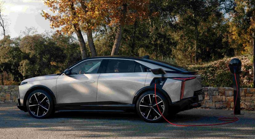 Gyorsabban tölt, egyszerűbben tölt a francia zászlóshajó