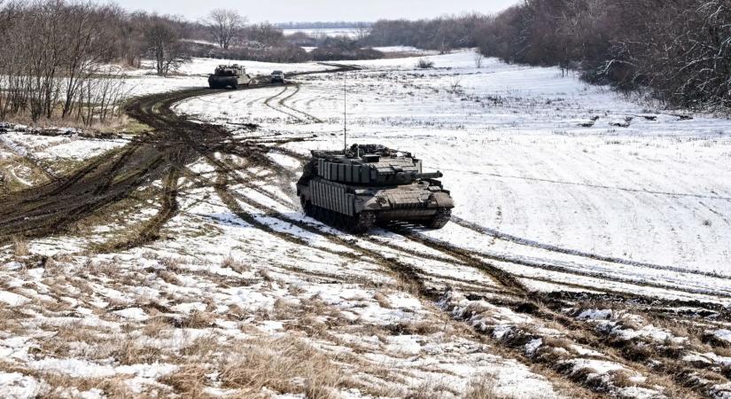 Kritikus harckocsihiány Ukrajnában: Elapadtak a nyugati források, Kijev a szakadék szélén