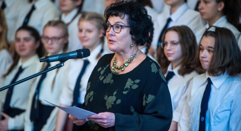 Sokat nyerhet vele a hazai oktatás, de kockázatot is hordoz – portré Rubovszky Ritáról