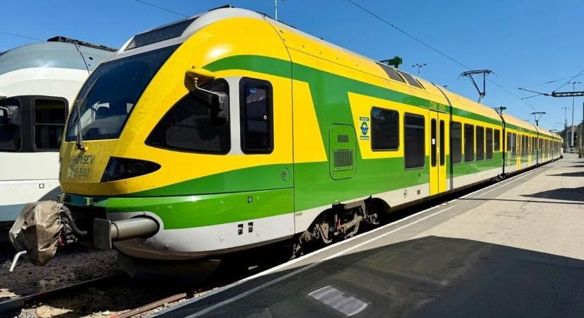 Rendkívüli - Nem közlekedik egy személyvonat Csornáról, buszok pótolják