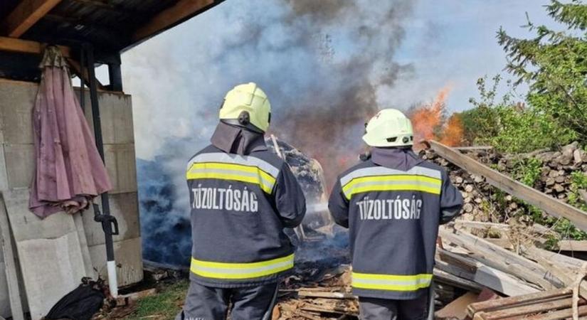 Balesetek, vonatütközés és tűzesetek is adtak munkát a tűzoltóknak Veszprém vármegyében