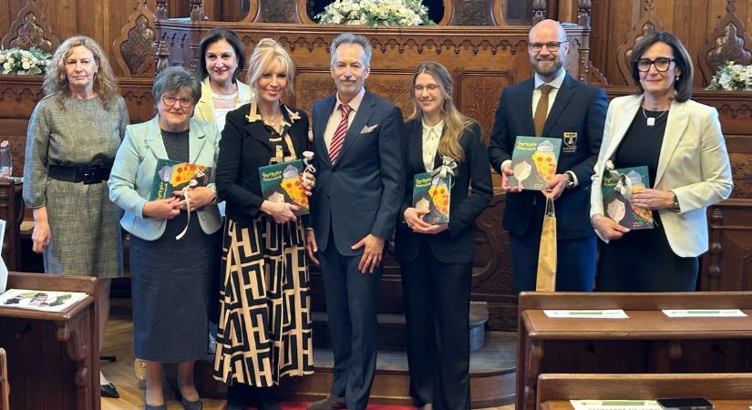 Nemzetközileg elismert módon kezelik a strokebetegséget Bács-Kiskunban  fotók