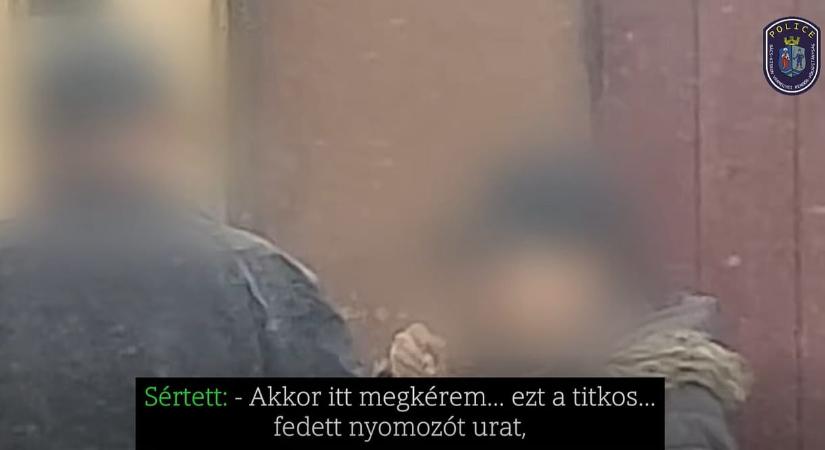 Álnyomozók akarták átverni a pénze miatt, igazi rendőrökkel együtt csalta őket csapdába egy kalocsai nő – videó