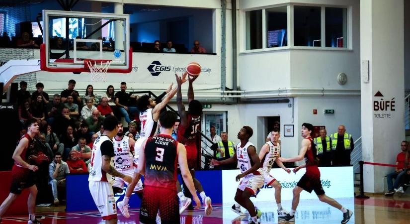 Erre a döntő statisztikára Forray Gábor is rámutatott az OSE veresége után