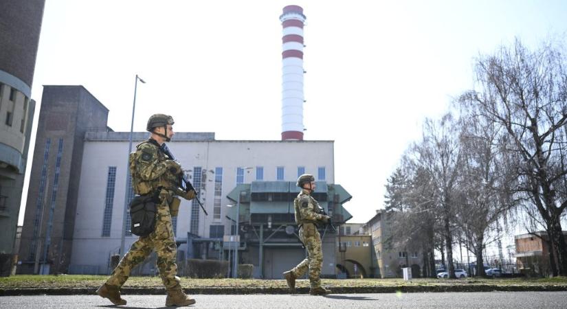Húsz helyszínen még maradnak katonák a kritikus infrastruktúra védelmében