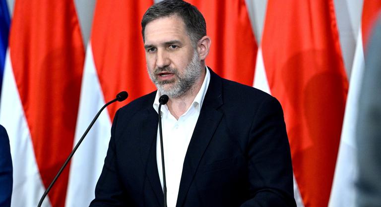 Tisza-kampányfőnök: Végig magamnál tartottam azokat a pendrive-okat, amivel mások családját tettük volna tönkre