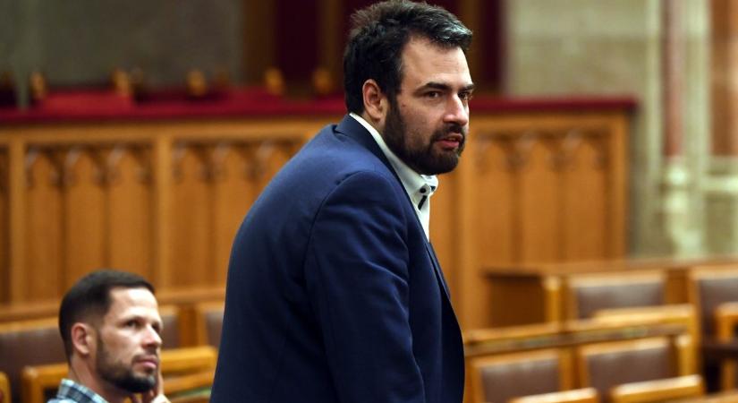 A szélsőbalos Jámbor András már nem is biztos benne, hogy szükség van baloldalra