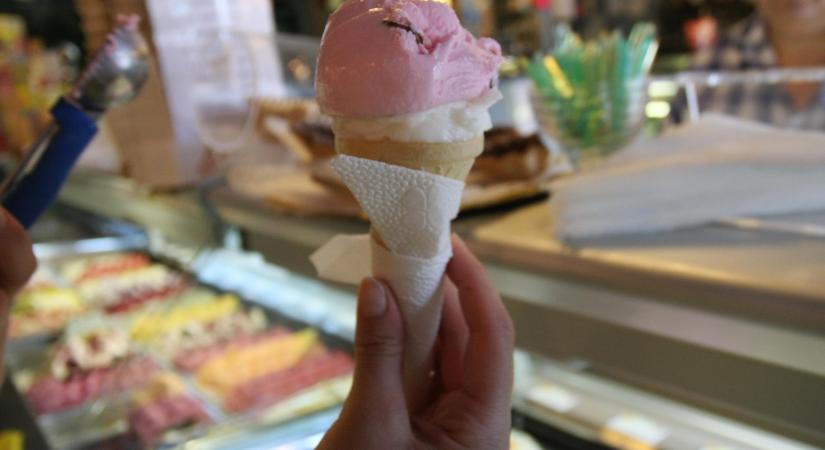 Figyelem: ezen a napon fél áron élvezheti kedvenc édességét