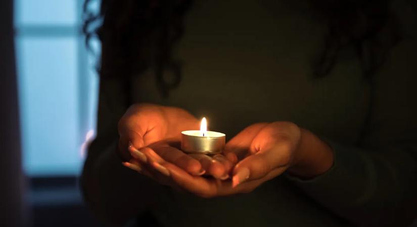 Napra pontosan tudja a nő, mikor fogják kioltani az életét