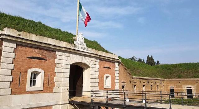 Kulturális központtá alakították az Aurelia-erődöt Rómában