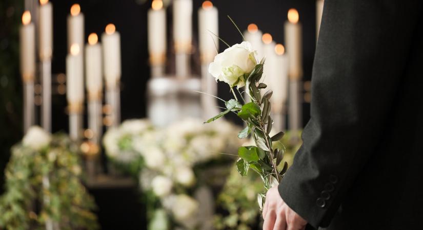 Borzalmas tragédia: meghalt a 29 éves szépségkirálynő, miután kizuhant a lakása ablakából