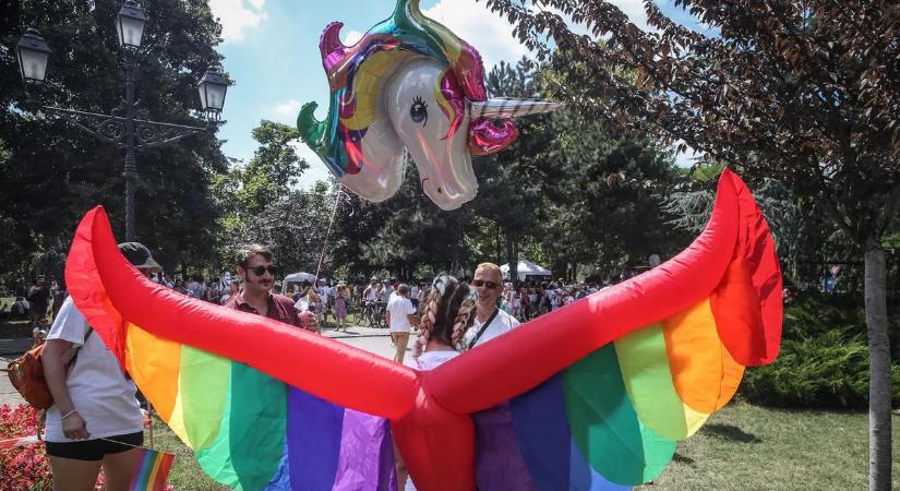 Mutatjuk, ki állhat az LMBTQ TV indulása mögött