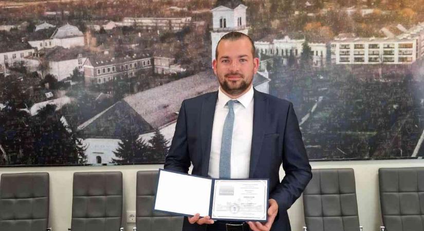 Átvette megbízólevelét Gombár Dávid országgyűlési képviselő