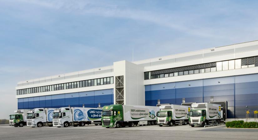 Szintet lépett a Lidl: tovább gyarapodott az alternatív meghajtású kamionflotta