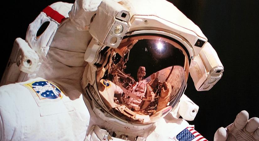 Miattuk késhet a Holdra szállás